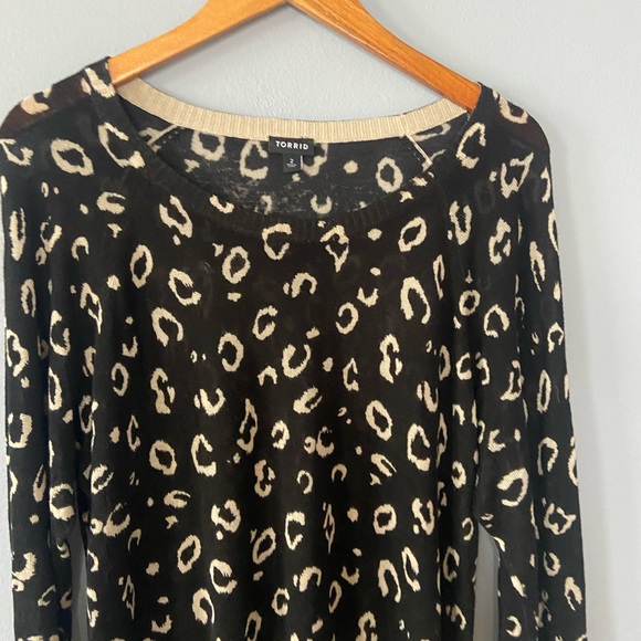 πSOLD TORRID Leopard Print Pullover Tunic Sweater - Picture 6 of 11